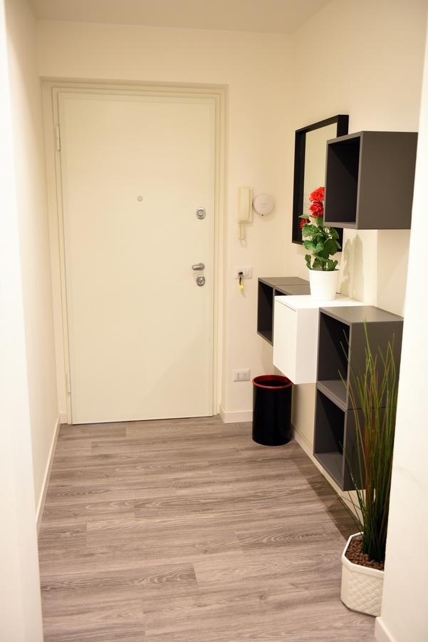 Le Rondinelle Apartment Como